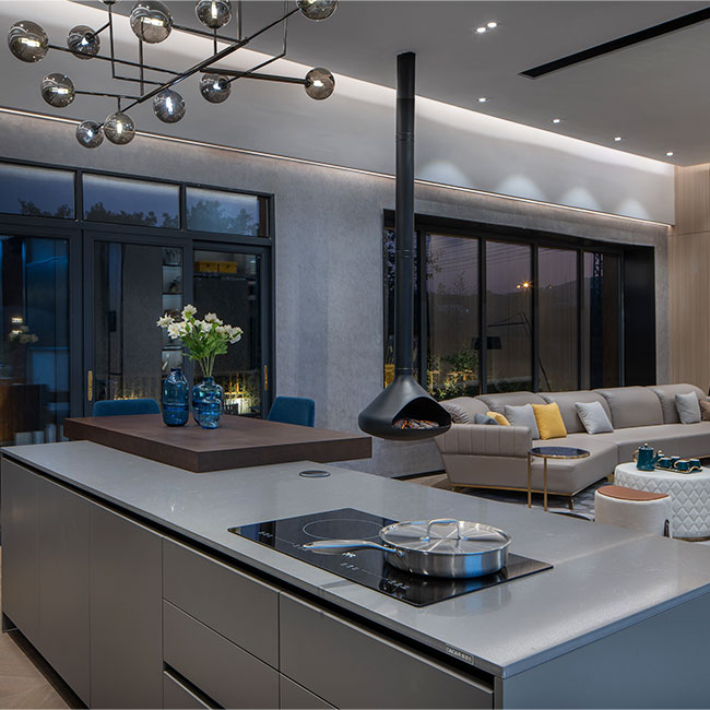 Kabinet Dapur Lacquer Matt Grey Moden dengan Pintu Pengatup Kaca dan Kabinet Pulau Masak / Reka Bentuk Kabinet Dapur Mewah Kabinet Dapur Pengatup Bergulir Kabinet Dapur Jenis Vintaj